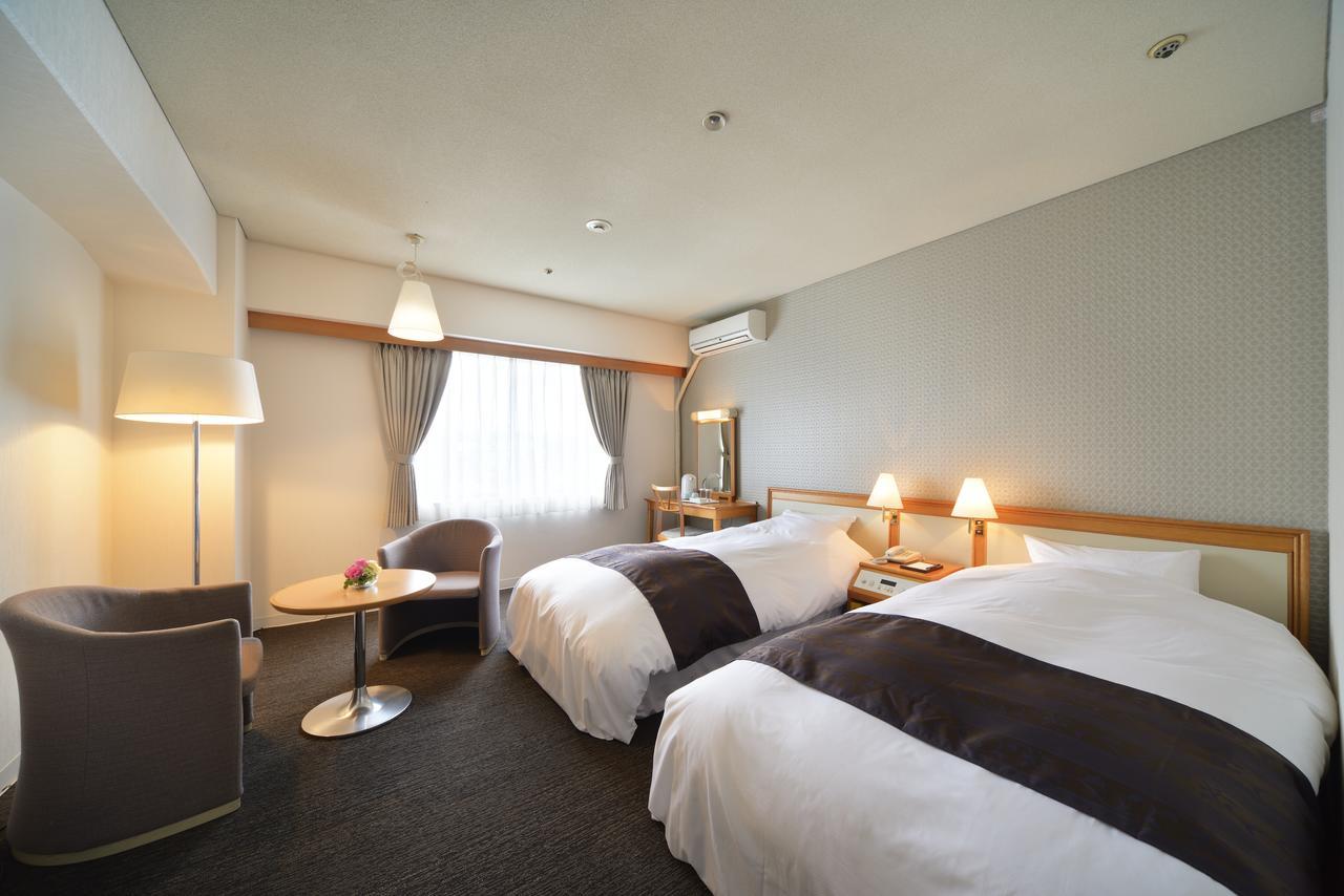 Hotel Rubino Kyoto Horikawa Bagian luar foto