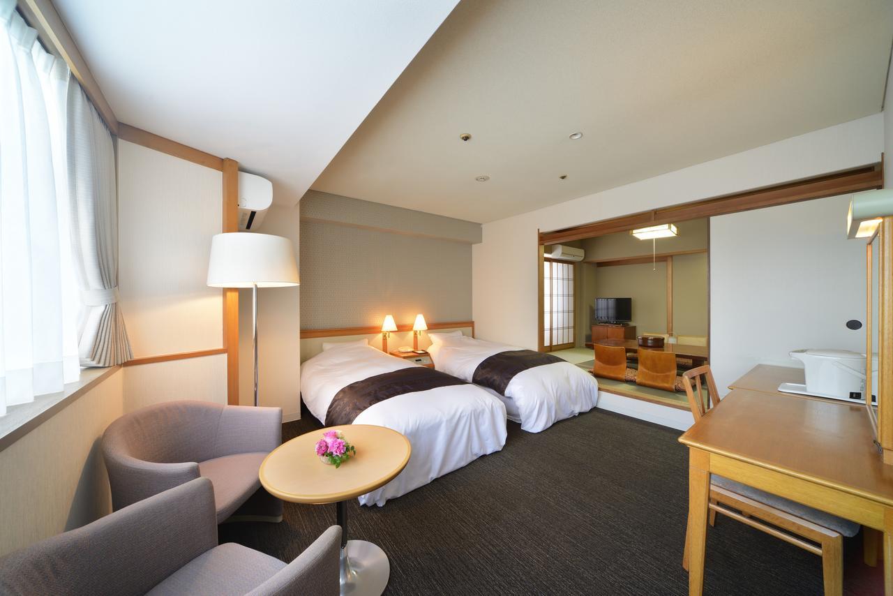 Hotel Rubino Kyoto Horikawa Bagian luar foto